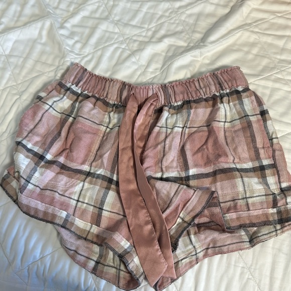 Hollister Intimates & Sleepwear Hollister Sleep Shorts Xs Poshmark